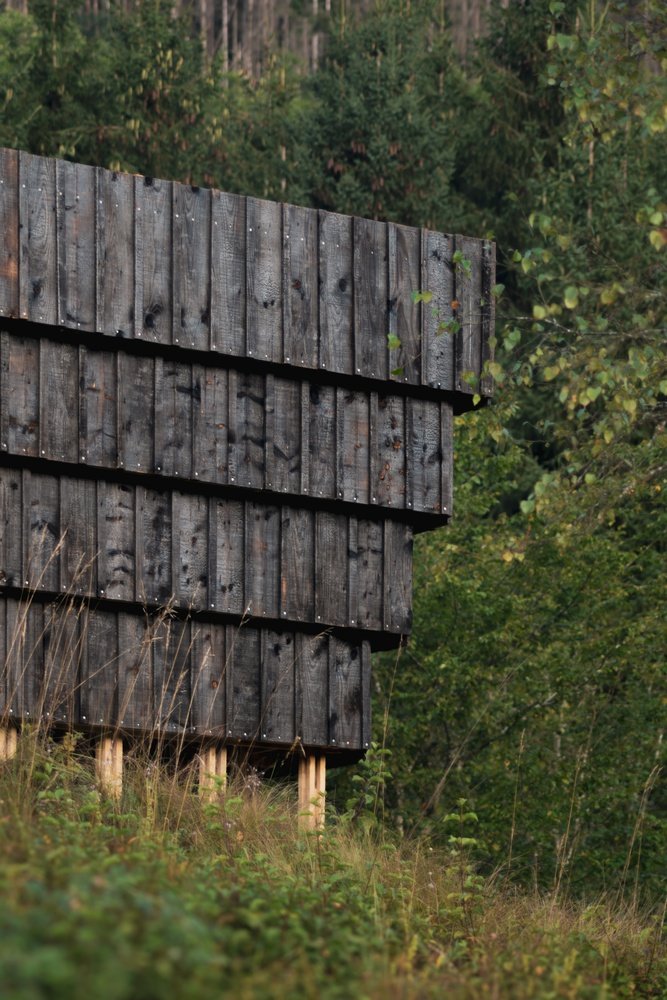 Cabane La Suie / Marina Poli + Philippe Paumelle + Richard Trézeux