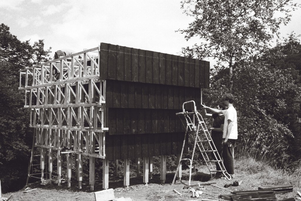 Cabane La Suie / Marina Poli + Philippe Paumelle + Richard Trézeux