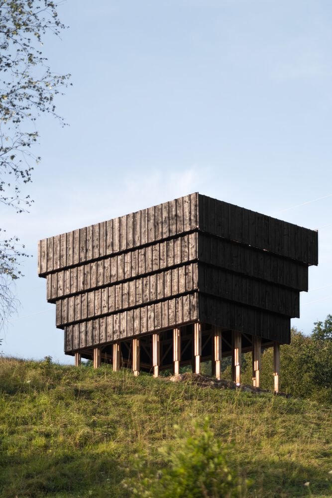 Cabane La Suie / Marina Poli + Philippe Paumelle + Richard Trézeux