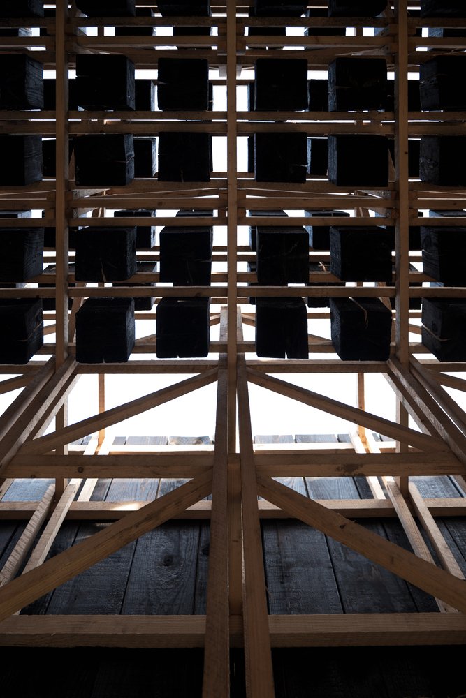 Cabane La Suie / Marina Poli + Philippe Paumelle + Richard Trézeux