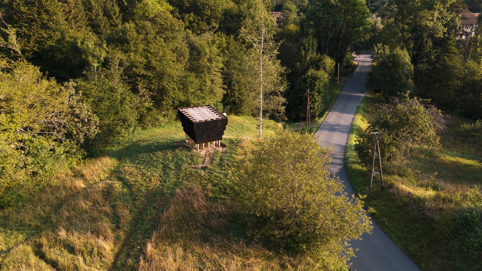 cabane-la-suie-marina-poli-philippe-paumelle-richard-trézeux-8 Cabane La Suie / Marina Poli + Philippe Paumelle + Richard Trézeux
