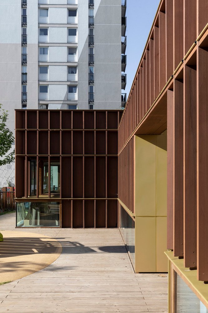 Crèche et Médiathèque de Jouets / a+samueldelmas architectes