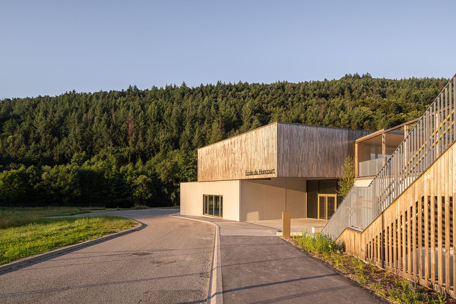 École de Honcourt / f+f architectes