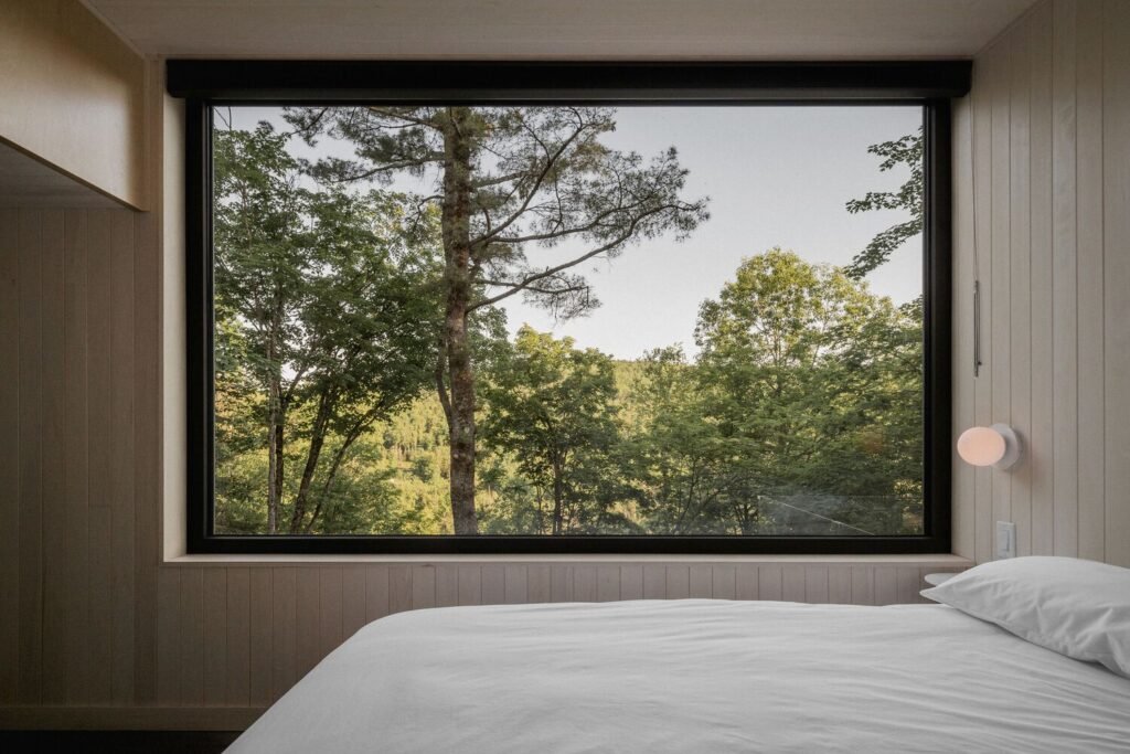 La Cime Chalet / NatureHumaine