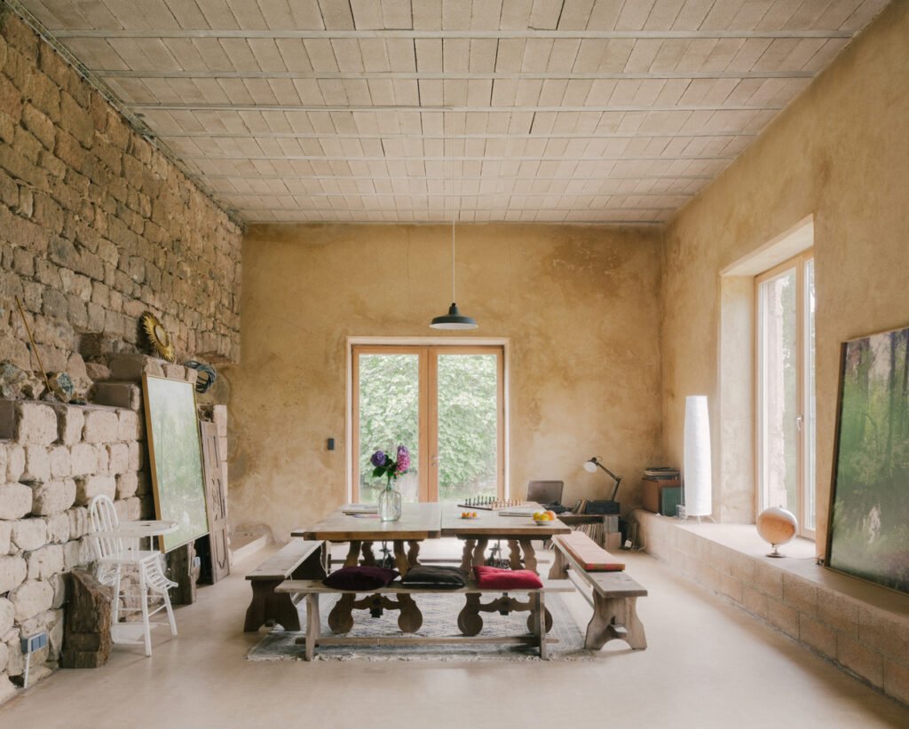 LA FAGE, une maison dans une maison / Plan Común