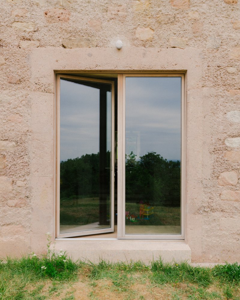 LA FAGE, une maison dans une maison / Plan Común