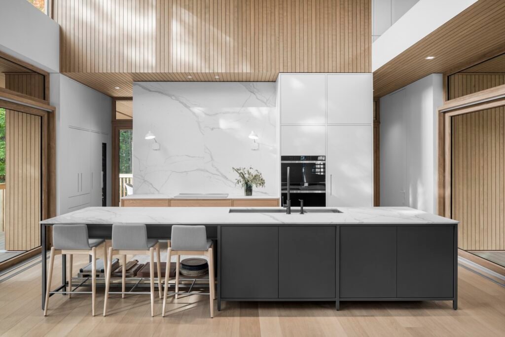 La Maison Orford / Thellend Fortin Architectes