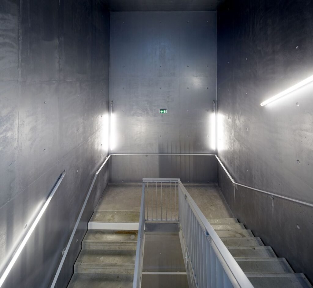 Lycée Fernand et Nadia Léger / toa | architectes associés