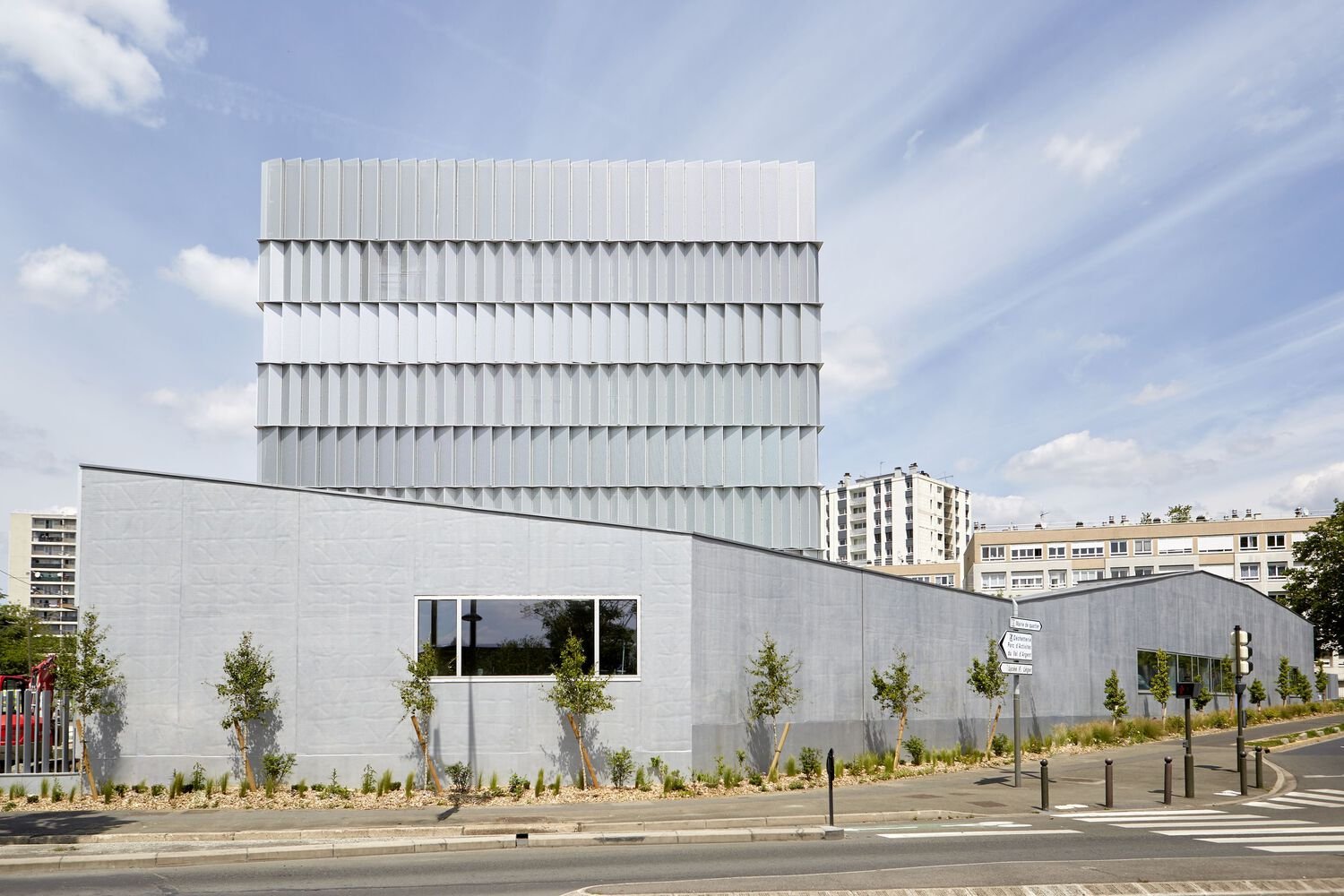 Lycée Fernand et Nadia Léger / toa | architectes associés