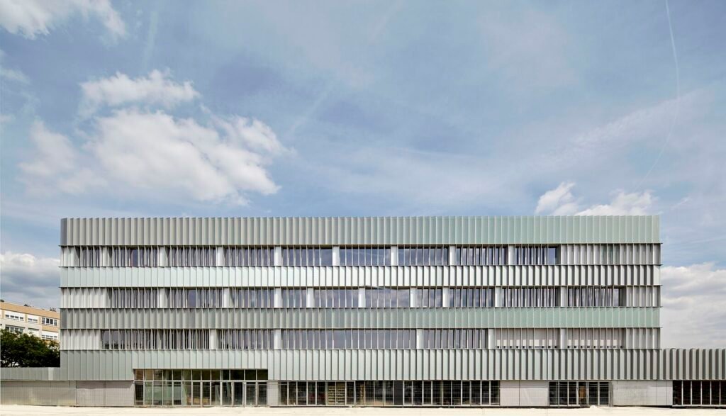 Lycée Fernand et Nadia Léger / toa | architectes associés