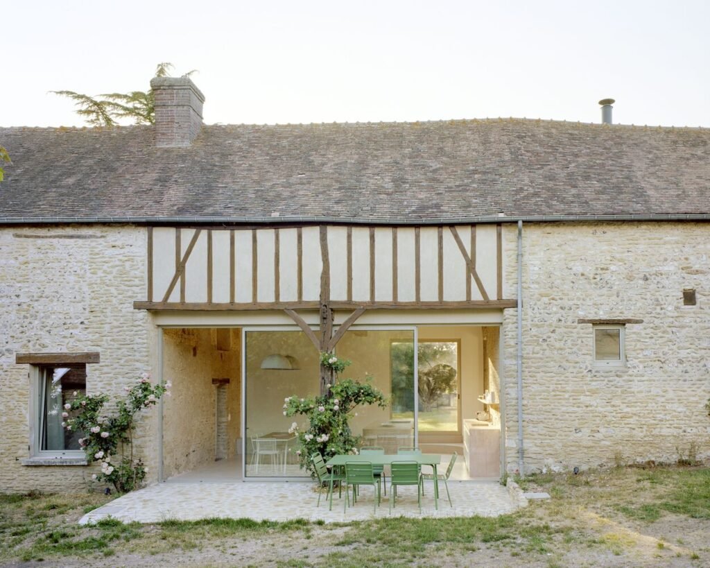 Maison Hécourt / Studio Guma