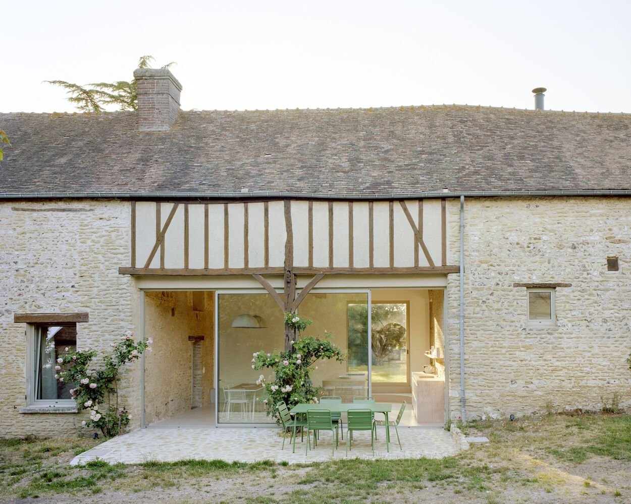 Maison Hécourt / Studio Guma