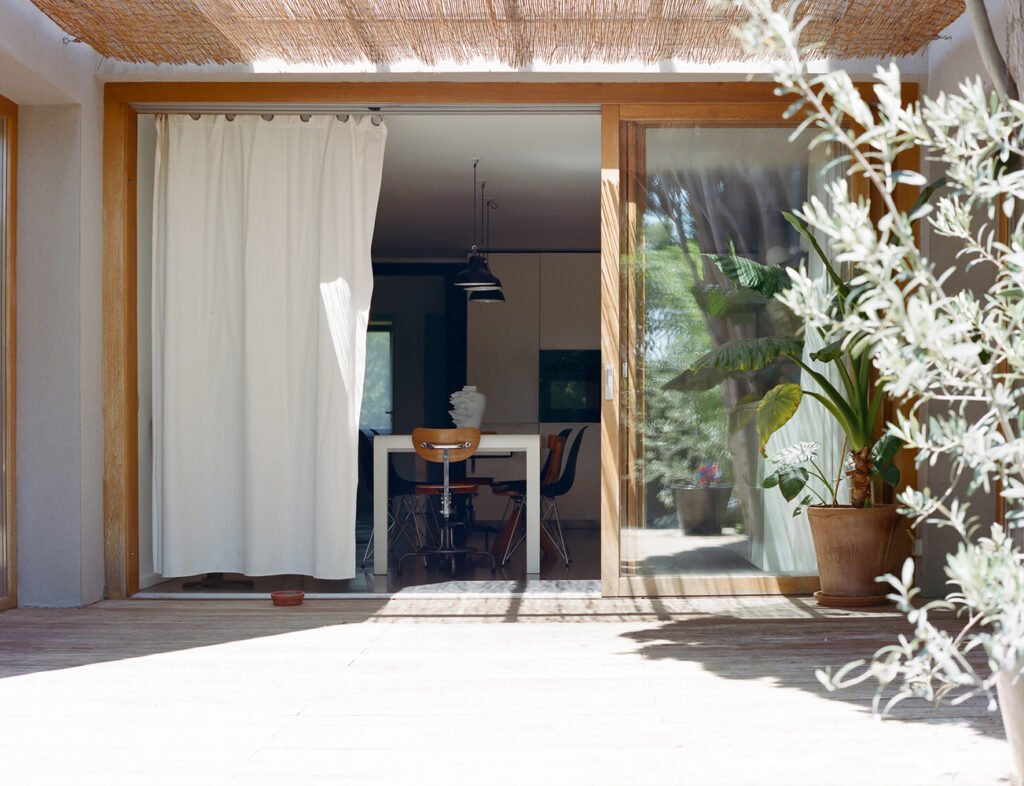 Réhabilitation d'une Villa du Languedoc / Maignial Architectes et Associés