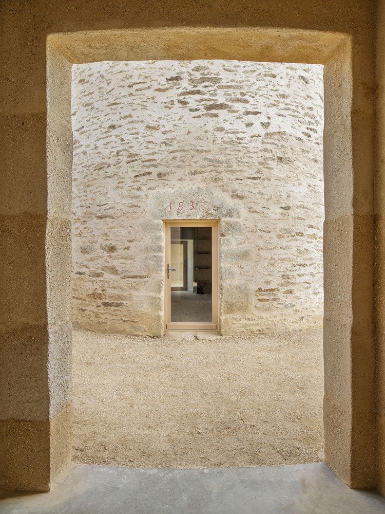 Rénovation du Moulin et Construction de la Cave / Carmen Maurice Architecture