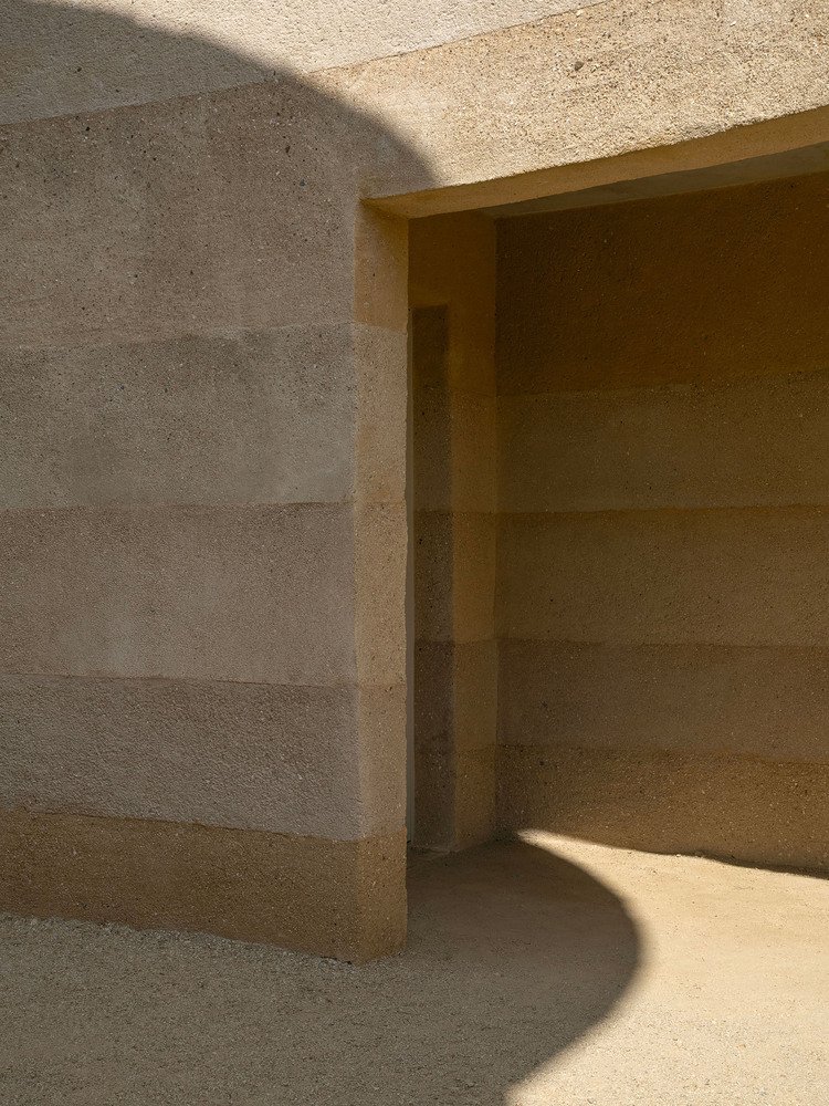 Rénovation du Moulin et Construction de la Cave / Carmen Maurice Architecture