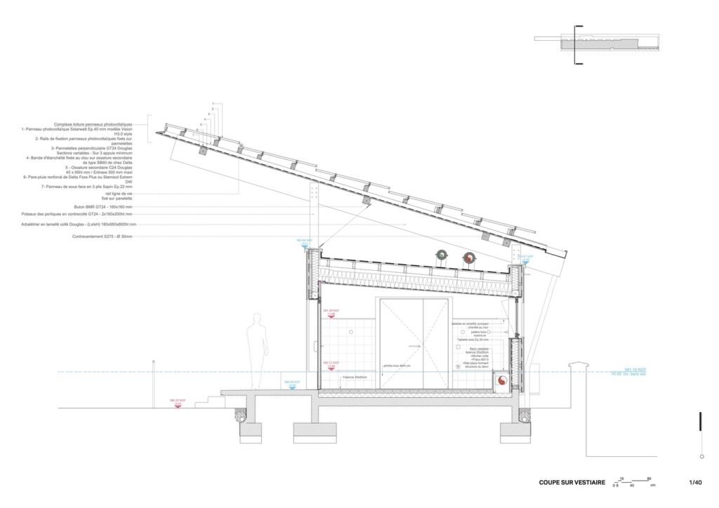 Vestiaires et Club House des Installations Sportives / Anthony Laffargue