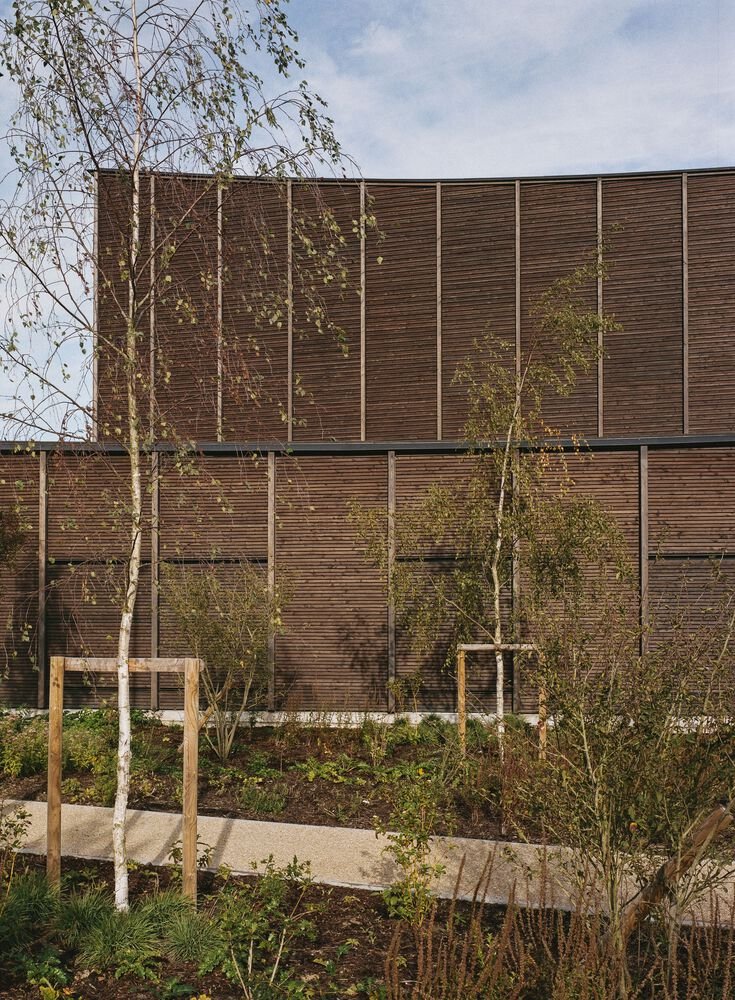 Gymnase Marie Marvingt au Plessis-Bouchard / Ateliers O-S architectes